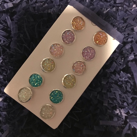 PRIVATE OFFER Druzy Stud Earrings Assortment - Picture 1 of 2
